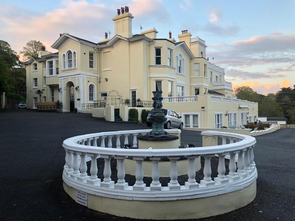 5 Spa Court, Boutique Holiday Apartment In Torquay Esterno foto