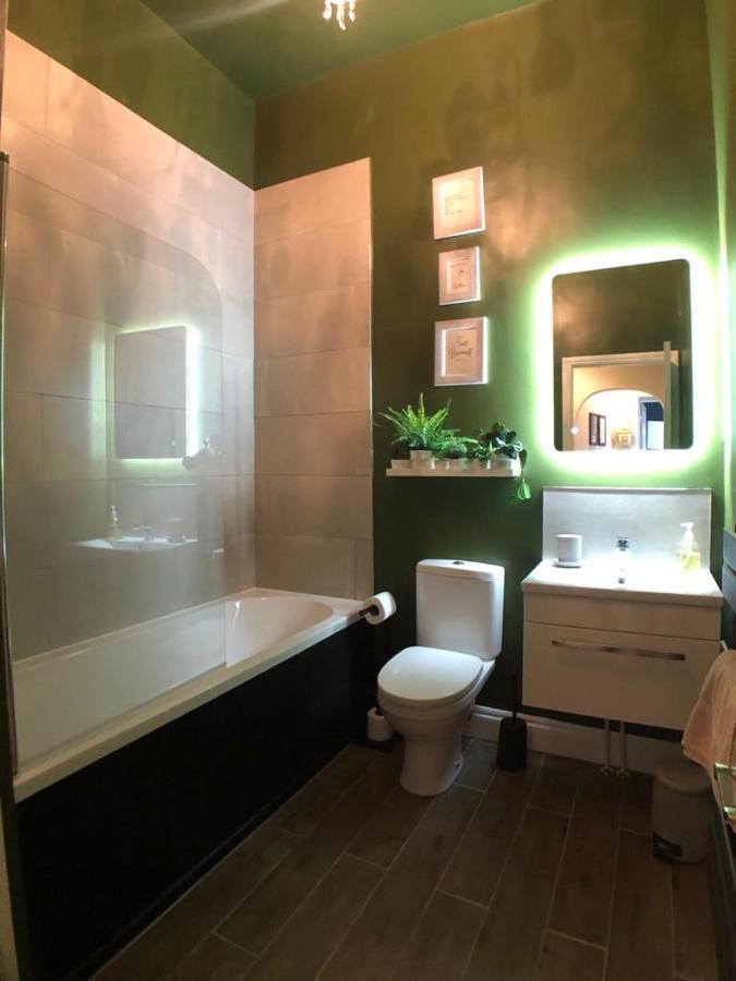 5 Spa Court, Boutique Holiday Apartment In Torquay Esterno foto